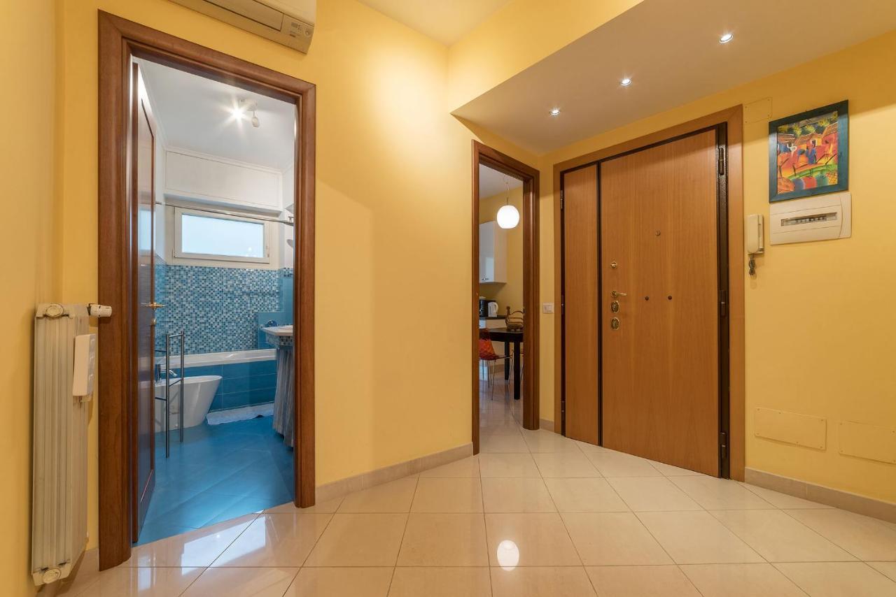 Apartment Lovely Flat Marconi District Rom